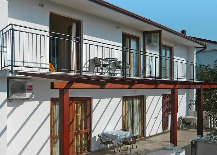 Daire In With Sea Views Starigrad Paklenica