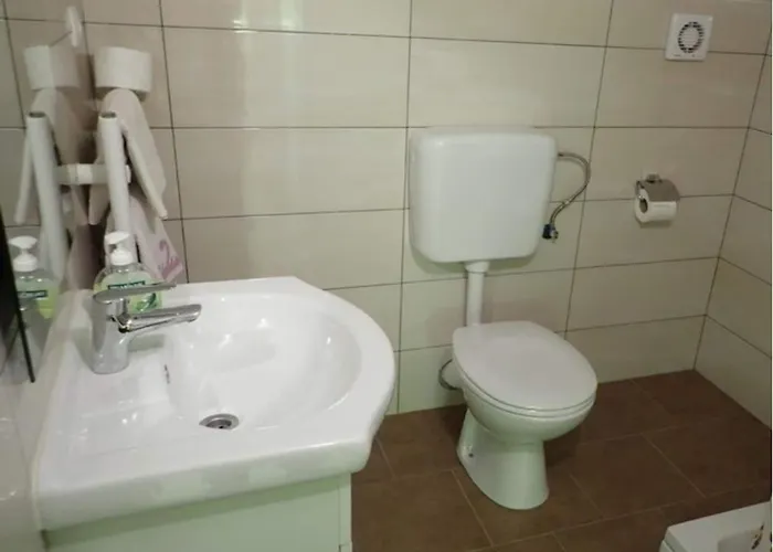 In With Sea Views Starigrad Paklenica